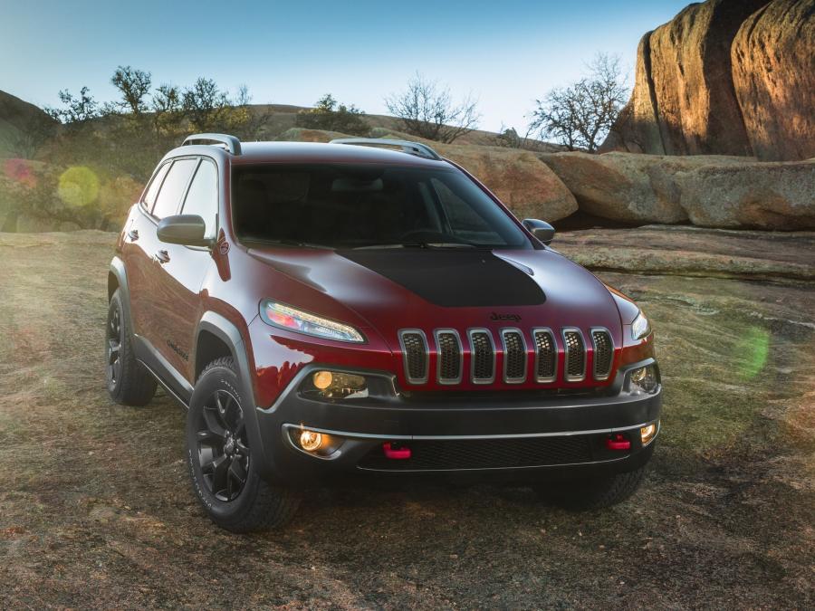  Jeep Cherokee Trailhawk 2013 года  (фото 16 из 31)